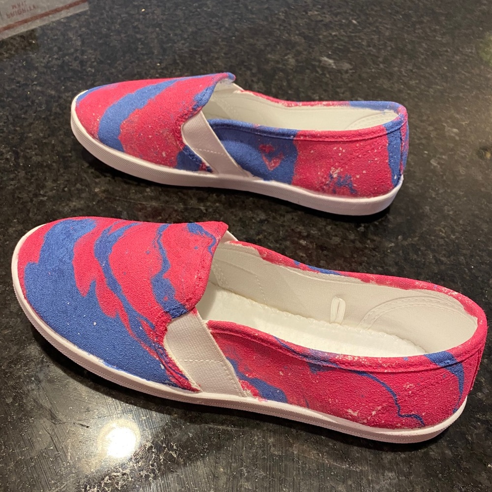 Women’s custom hydro dip shoes